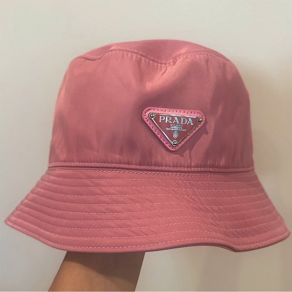 BRAND NEW PRADA Re-Nylon Bucket Hat in Pesco (Rose Pink)